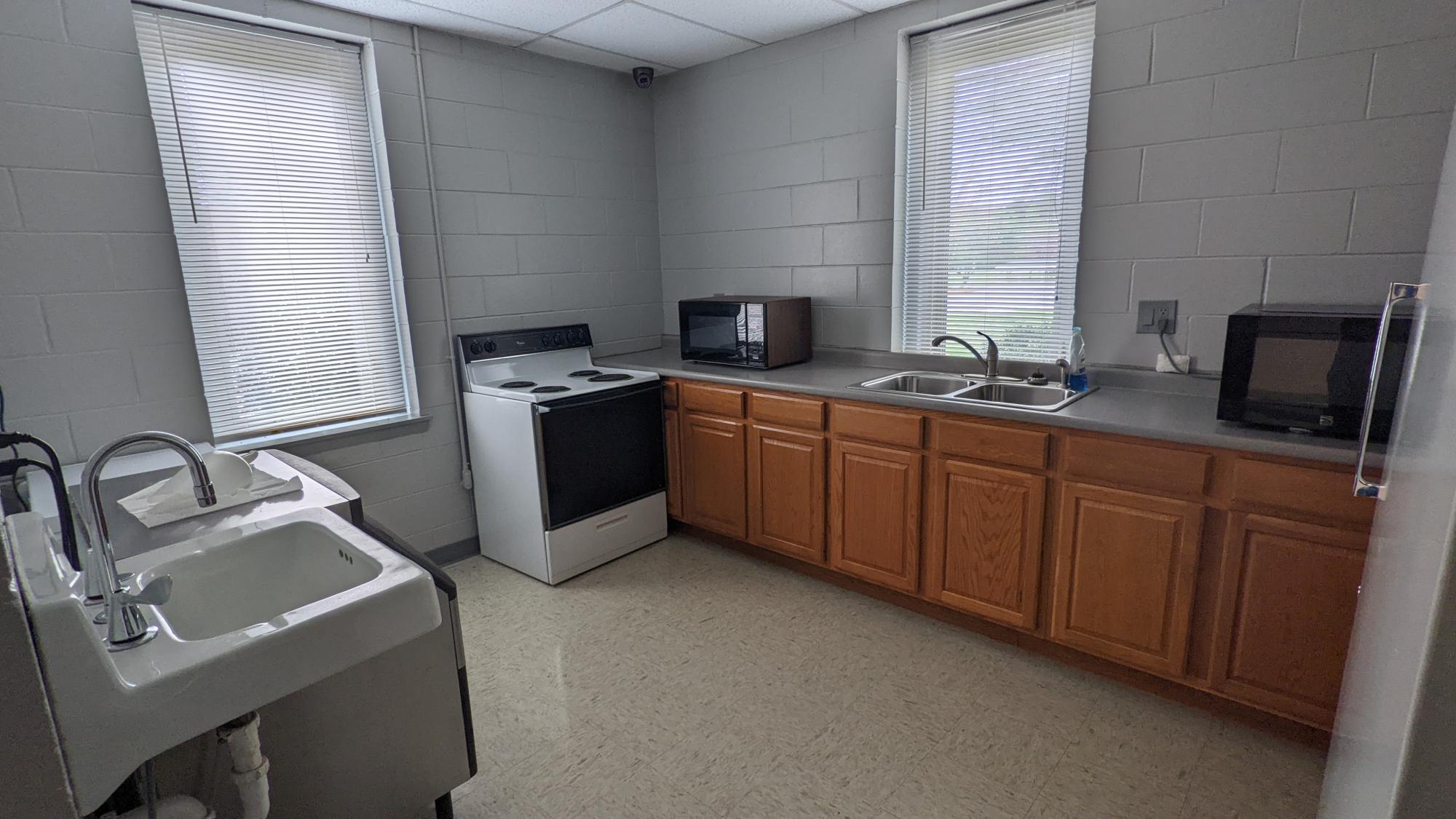 G. Galloway Reynolds Community Center Kitchen